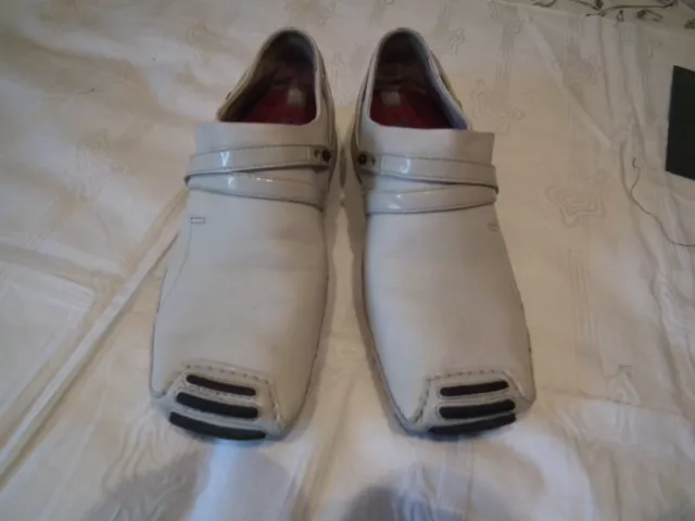 Clarks asney store slip on