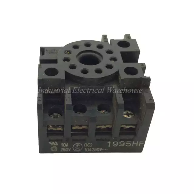 Omron Relay Socket 11-Position 10A 250Vac PF113A-E