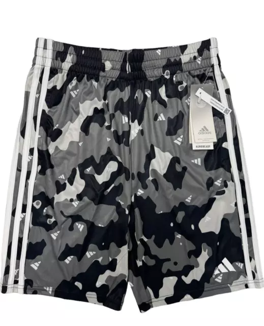 adidas Aeroready boys Gray camo Essential Shorts with pockets size XL (18-20)