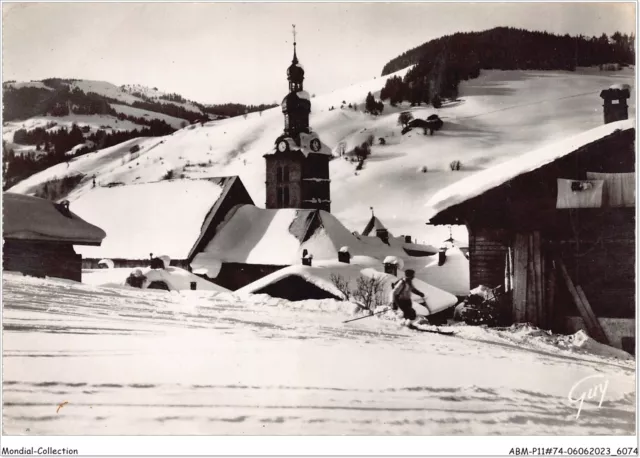 ABMP11-74-0932 - MEGEVE - En Hivers Ses Champs De Neige Jusquau Centre Du P