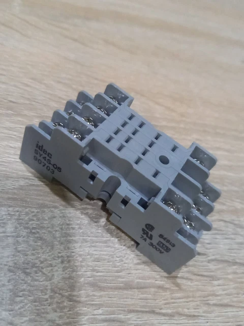 Idec Sy4S-05 Base De Rele De 4 Contactos