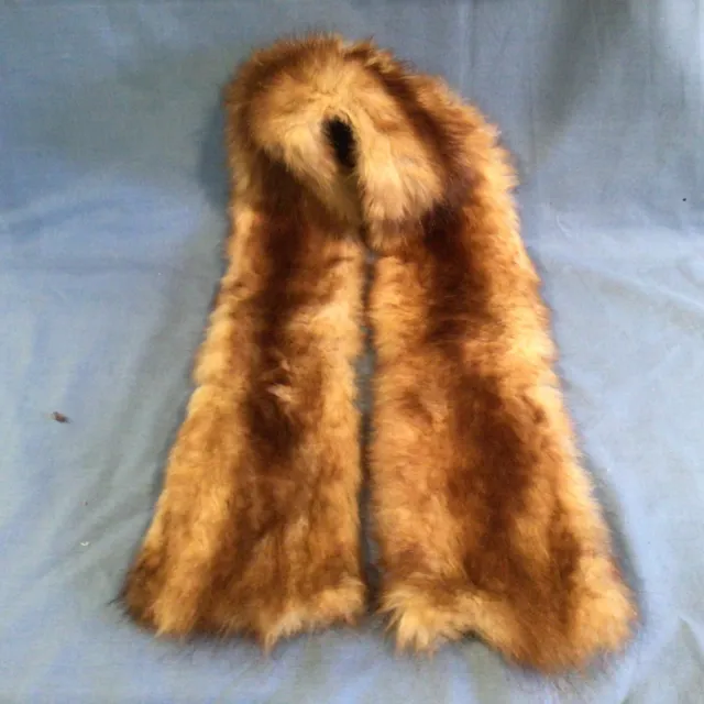 VINTAGE REAL FUR COLlAR WITH HOOK & EYE FASTENING VERY GOOD CONDITION