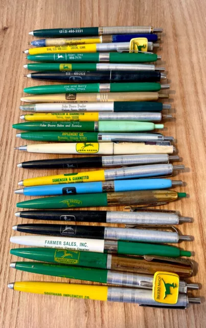 Vintage Genuine JOHN DEERE Implement Yellow Paint Pen. 1970's Original  TY6462