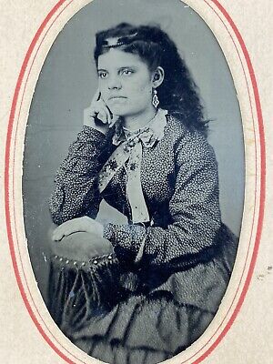 Tintype Photo A.D. Willis Crawfordsville Indiana Pretty Young Victorian Girl