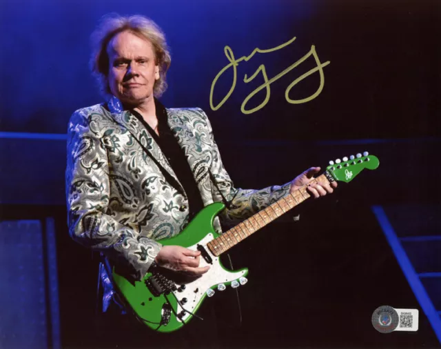 JAMES YOUNG SIGNED AUTOGRAPHED 8x10 PHOTO LEGENDARY GUITARIST STYX BECKETT BAS