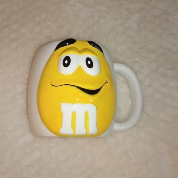 M&M Yellow Candy Mug Mars collectible cup 3-D Galerie