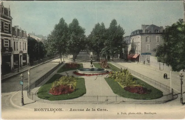 CPA Montlucon Avenue de la Gare (1155788)