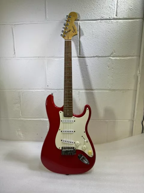 Squier by Fender Affinity Strat 1999  in  Red - Used  Condition!