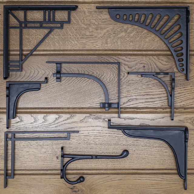 SHELF BRACKET CAST iron Black Wall Mounted Cistern Sink Antique Vintage