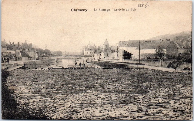 58 CLAMECY - le flottage, arrivee du bois