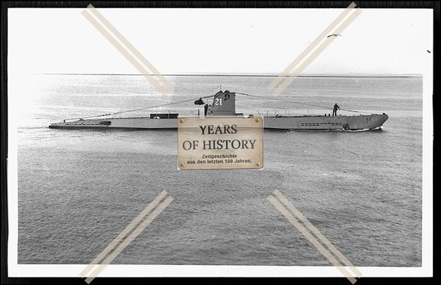 FOTO UNTERSEEBOOT UBOOT U 21 Nummer am Boot und Turm deutsche