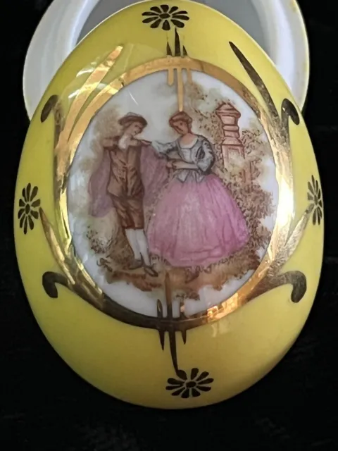 Vintage LIMOGES France Porcelain Hand painted Gold SIGNED Egg Trinket Box