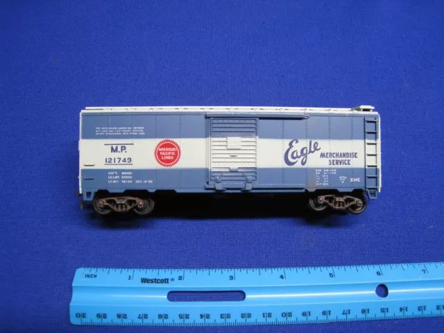 HO Scale Athearn Missouri Pacific Eagle Boxcar - Freight Train - Sprung Trucks