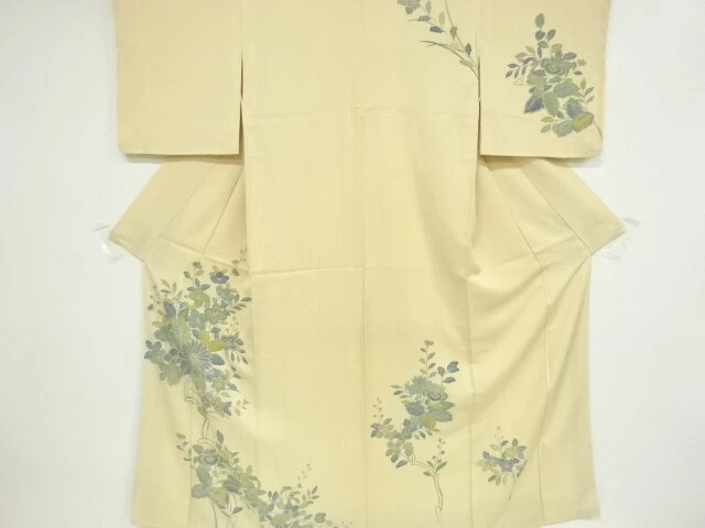 38980# Japanese Kimono / Antique Kimono / Embroidery / Floral Plants