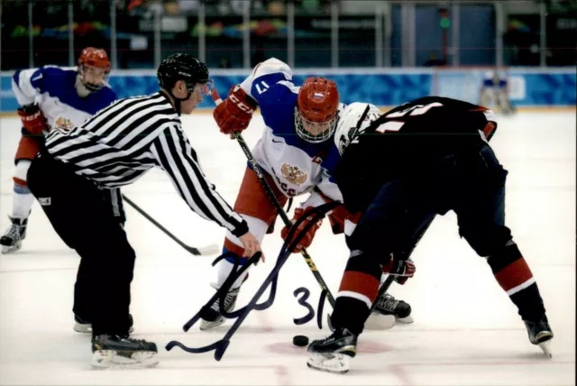 Alexander Khovanov SIGNED 4x6 photo TEAM RUSSIA / MINNESOTA WILD #2
