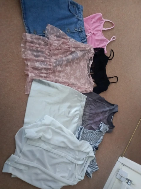 Teen Girls/ Ladies Size 8 Clothes Bundle x 8 items