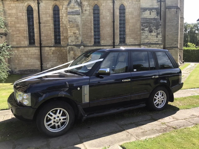 2x Range Rover Vogue Limo Wedding Limousine / Prom Car Hire, Leeds. Yorkshire.