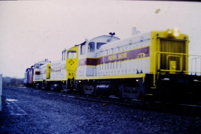 Kodachrome Original Slide North Shore Railroad Diesel Switcher 264( 1997) CC1401