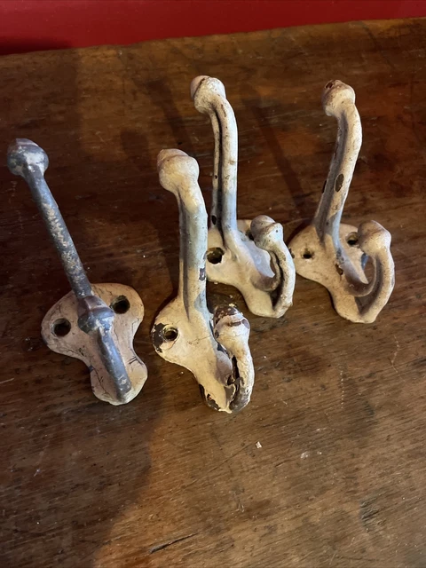 Lot Of 4 Vintage Cast  Iron  Acorn Hat & Coat Hooks Heavy Duty Old Salvage