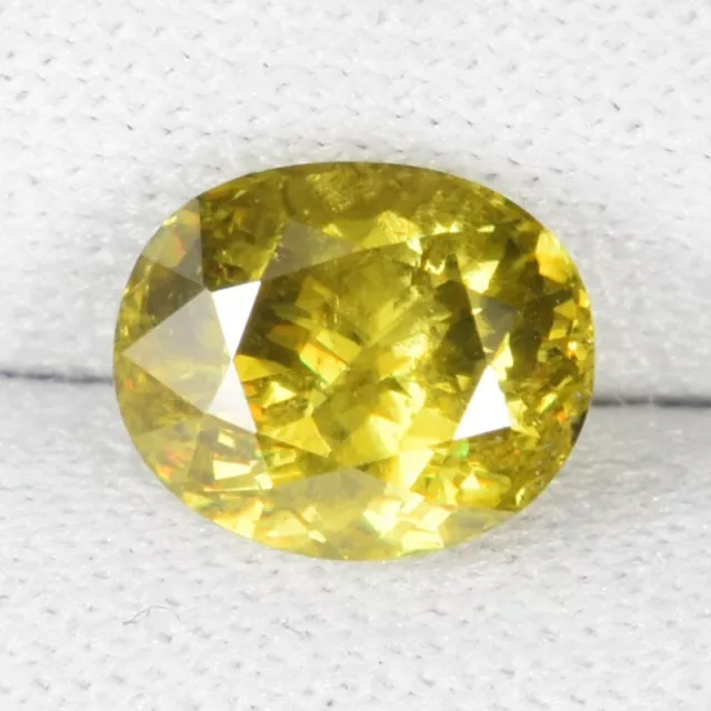 2.08 ct SHIMMERING BROWNISH YELLOW MULTI SPARKING NATURAL SPHENE See Vdo SPL