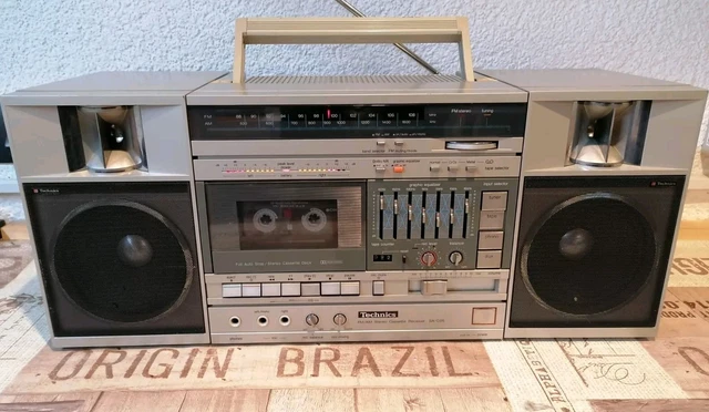 ANCIEN BOOMBOX GHETTOBLASTER Radio K7 SHARP GF 6060 fonctionne a