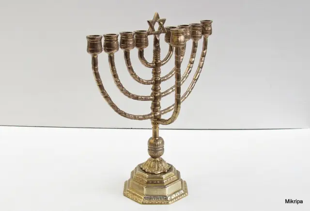 alte Jüdische Chanukka Chanukkia Kerzenleuchter aus Messing,2,3 Kg schwer