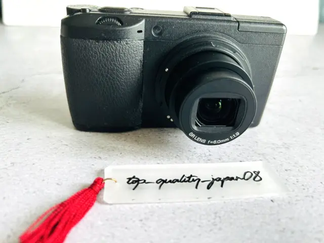 RICOH Digital Camera GR III Black GR DIGITAL 3 W/ Battery Charger Fast Shipping 2