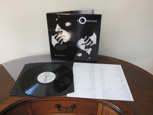 Roy Orbison - Mystery Girl LP - Ex+ 1st UK Press DMM Vinyl - Worldwide Shipping Roy Orbison - Mystery Girl LP - Ex+ 1st UK Press DMM Vinyl - Worldwide Shipping