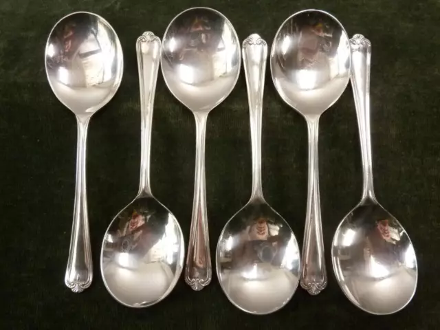 6 Nice Vintage Priestley & Moore Fruit Spoons Jesmond pattern silver plated