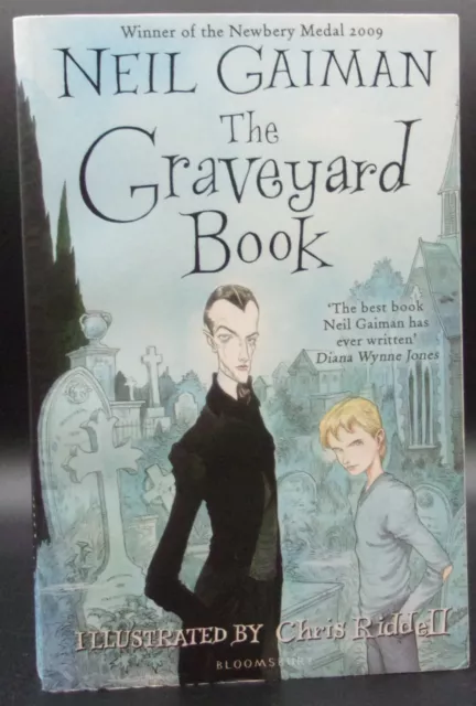 Neil Gaiman GRAVEYARD BOOK  First UK pb SIGNED With Drawing Chris Riddell Illus.