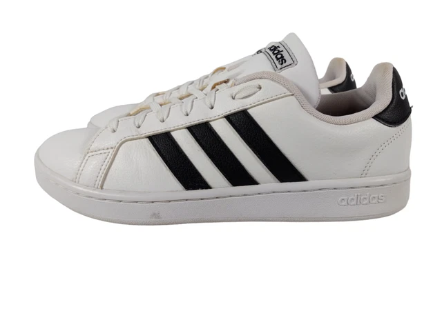 28y001 adidas store