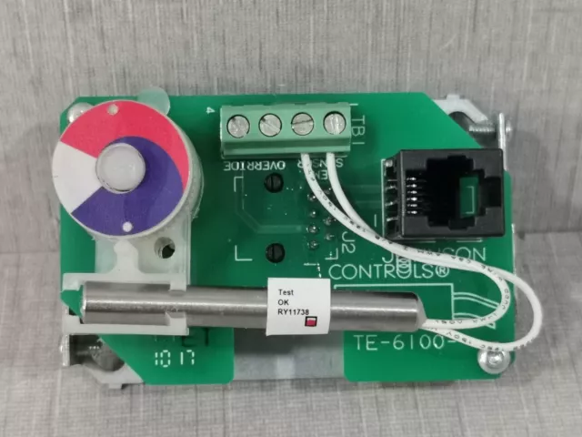 Johnson Controls TE-6100-12 Room Temperature Sensor with Connector