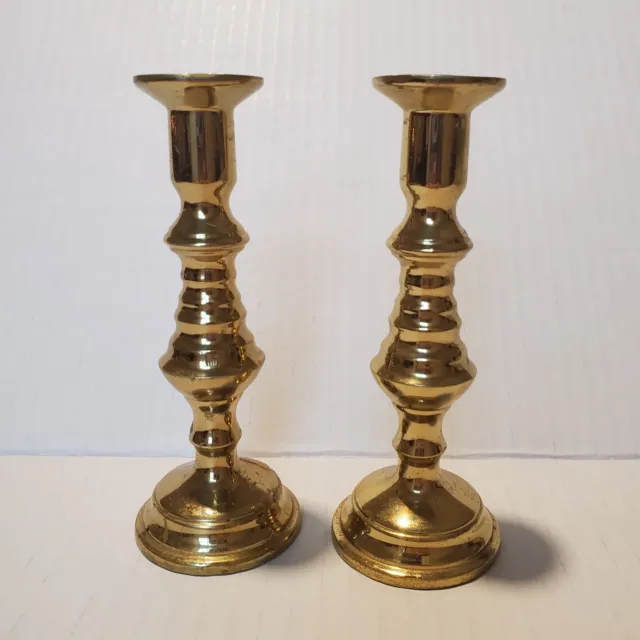 Pair of 2 Two Vintage VMC Virginia Metalcrafters 4.5 inch Candlesticks Brass Set