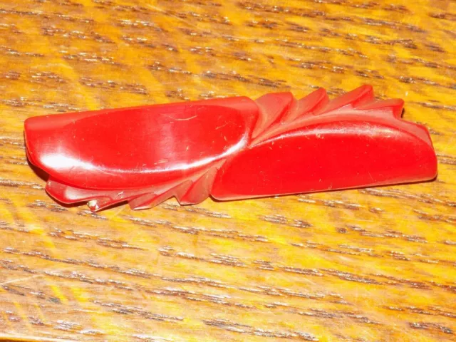 Vintage Bakelite Catalin Plastic Red Carved Pin