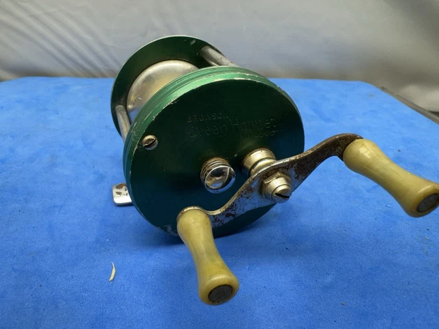 VINTAGE BRONSON GREEN Hornet 2200 Bait Casting Fishing Reel TESTED
