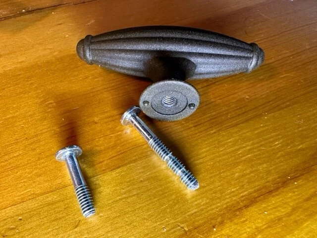 Boutons supérieurs M149 poignée en T rouille 2-5/8" bouton d'armoire de bar de la collection toscane 3
