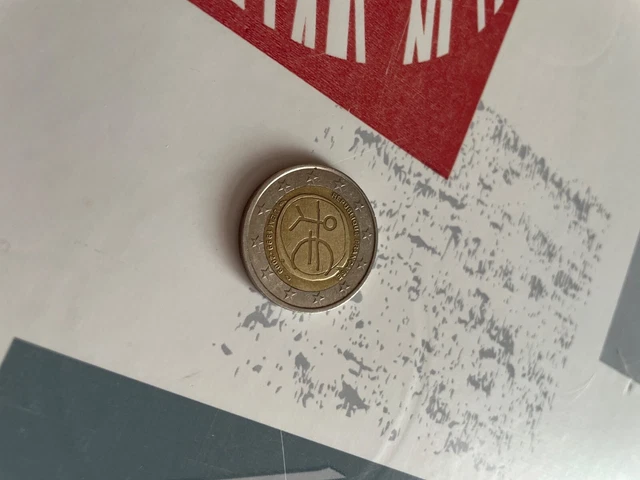 Pièce très rare de 2 euros - Commémorative république française UEM - 2009