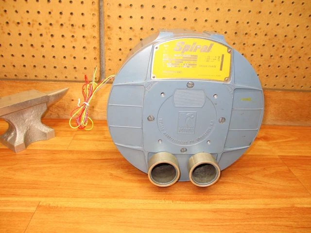 EG&G Rotron Spiral 2EA2F-021571 *USED* Centrifugal Blower 115VAC Regen