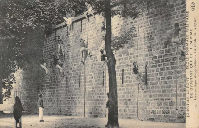 Cpa 94 Joinville School Of Gmnastics La Rope De Rampart