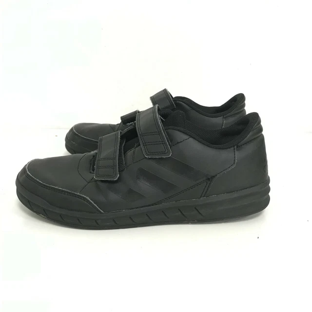 Smart adidas trainers top