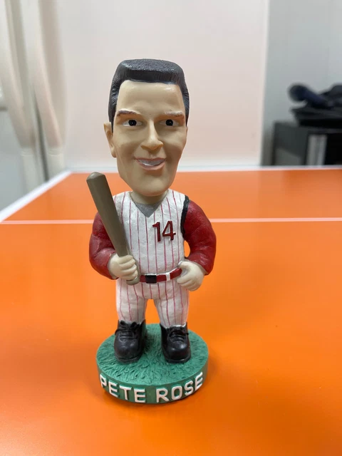 Reds PETE ROSE RARE Commemorative Macon Peaches Bobblehead 4002/5000 Reds PETE ROSE RARE Commemorative Macon Peaches Bobblehead 4002/5000