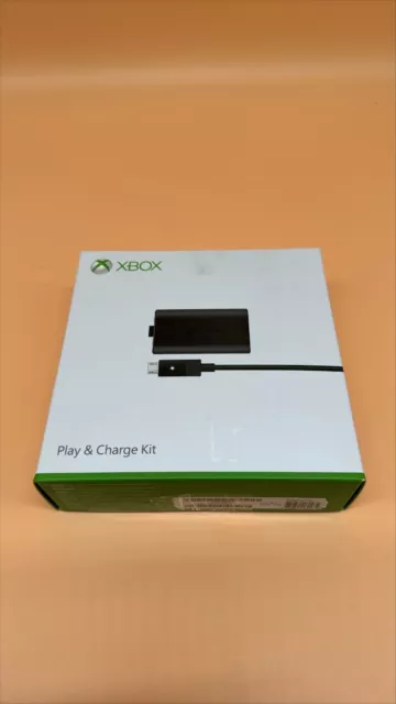 Microsoft Xbox One Play and Charge Kit Li-Ion Batterie und Ladegerät  #KT437O