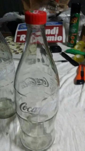 Coppia bottiglie vetro COCA COLA vintage  collezione .