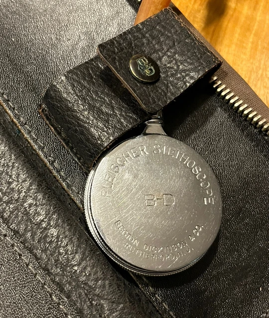 Vintage/Antique B-D Becton Dickenson Fleischer Stethoscope Rutherford NJ W/ Case 2