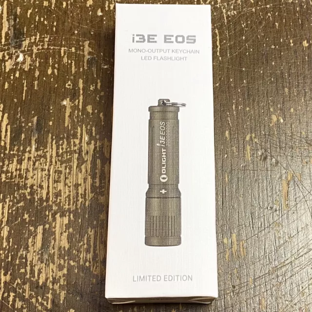 Olight i3E EOS LED Edición Limitada Dessierto Bronceado Llavero EDC Linterna AAA