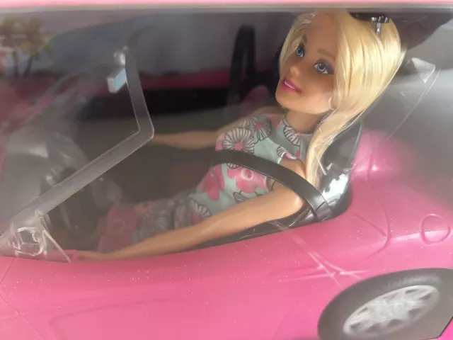 Barbie Convertible Car and Doll Playset BNIB NEW BOXED FREE DELIVERY 2