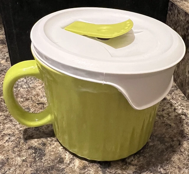 CorningWare Colours Lime Green Vented Soup Mug 20oz W/Lid Stoneware