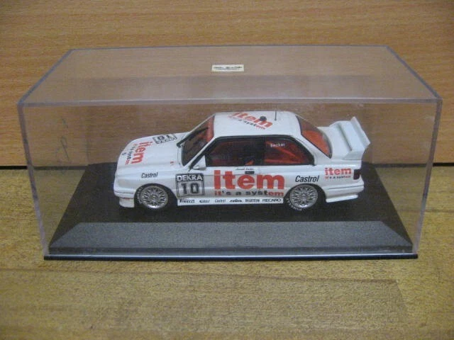 Miniature 1/18 BMW M3 DTM Minichamps - Vert - Pilote A. Farfus - 2011