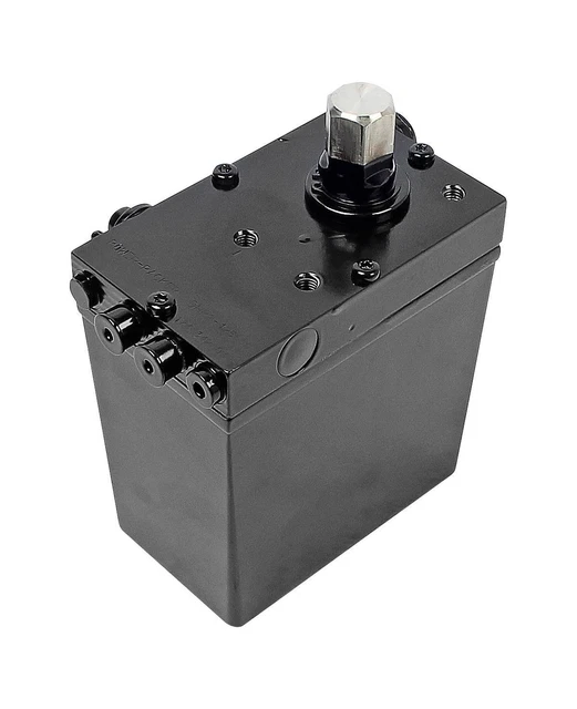 Cabin tilt pump DT Spare Parts 2.70165 Cabin tilt pump 540 ml L 130 mm W 80 mm H