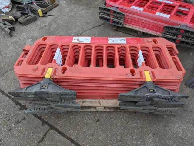 2 Metre Road Barrier - Chapter 8 Traffic Safety Street Works Barrier Orange USED